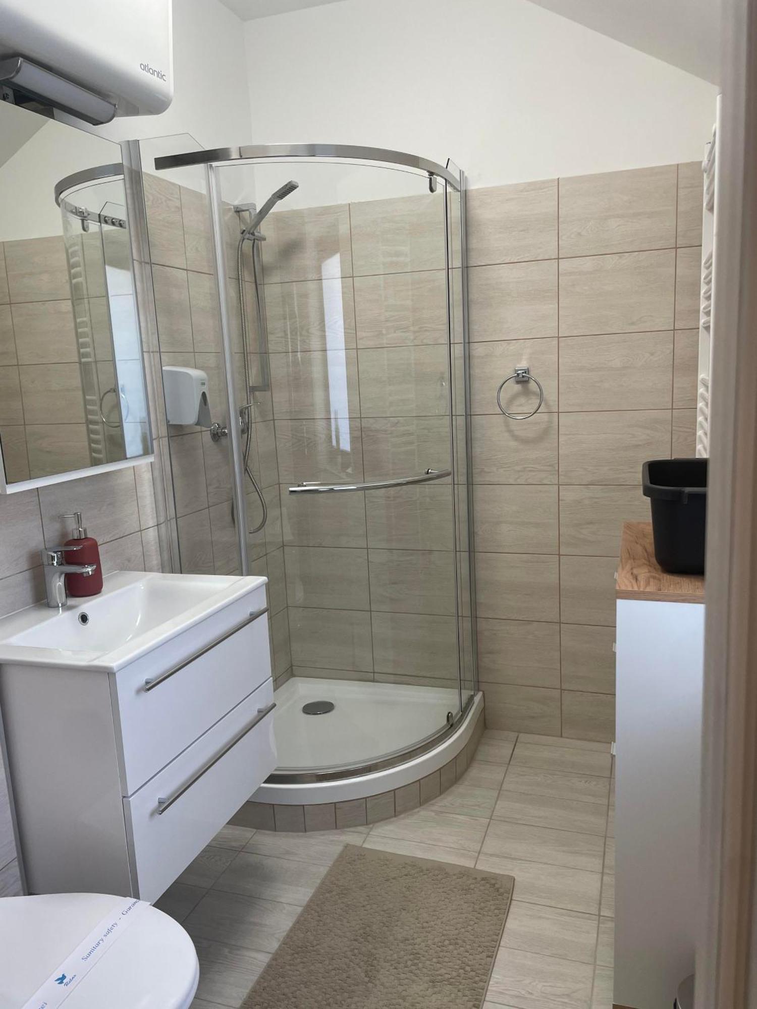 Appartement Szent Benedek Apartman à Fot Extérieur photo