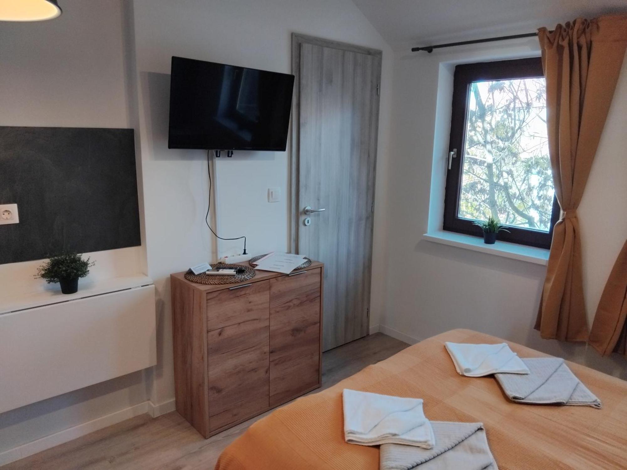 Appartement Szent Benedek Apartman à Fot Extérieur photo