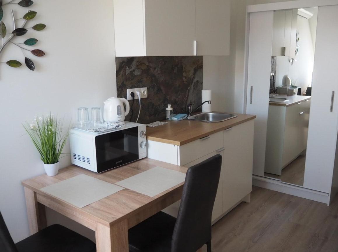 Appartement Szent Benedek Apartman à Fot Extérieur photo