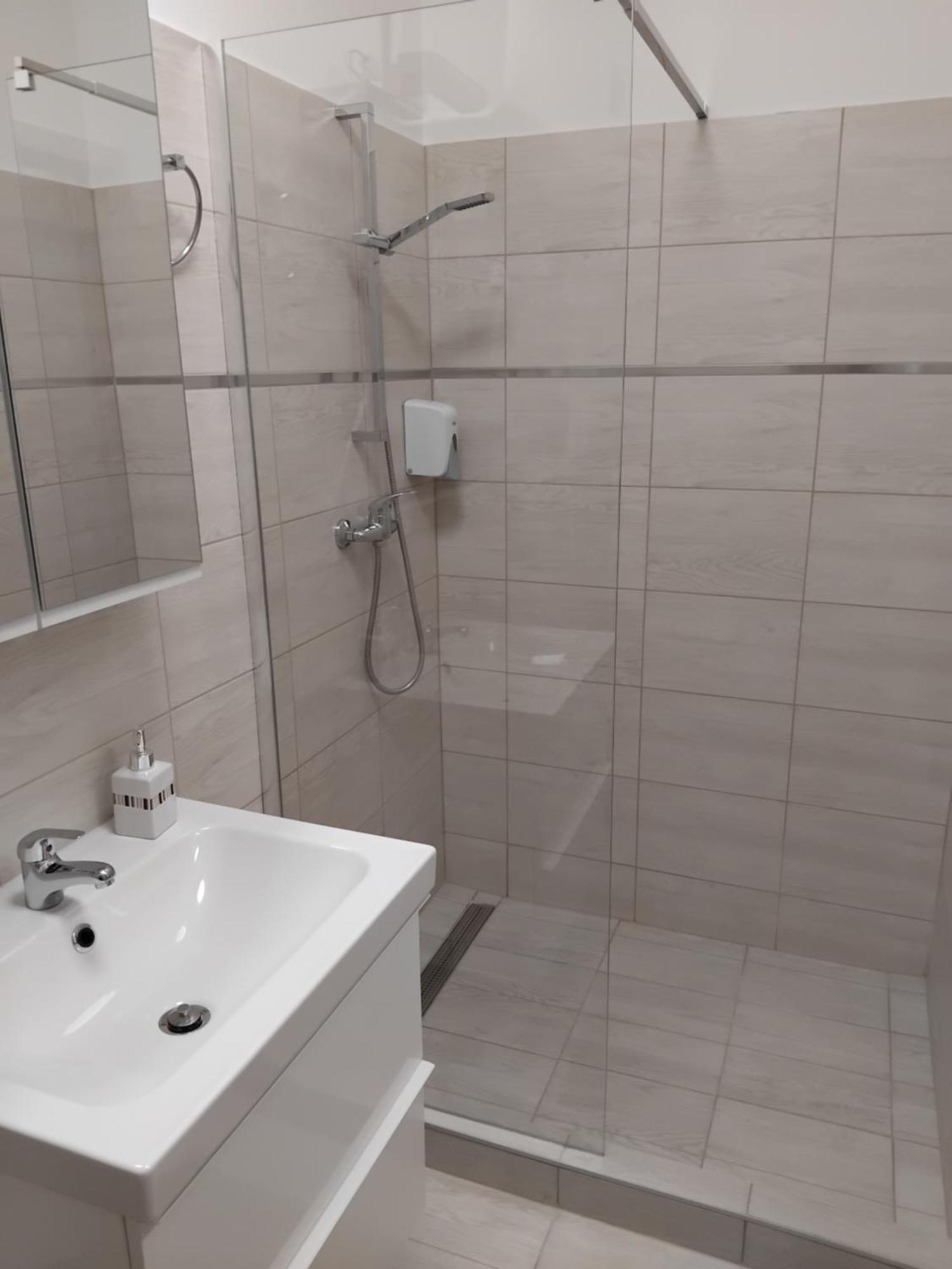 Appartement Szent Benedek Apartman à Fot Extérieur photo